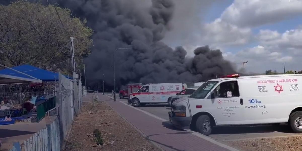 Израиль подвергается мощной террористической атаке. Возможно, в ней участвует не только Иран, но и Россия
