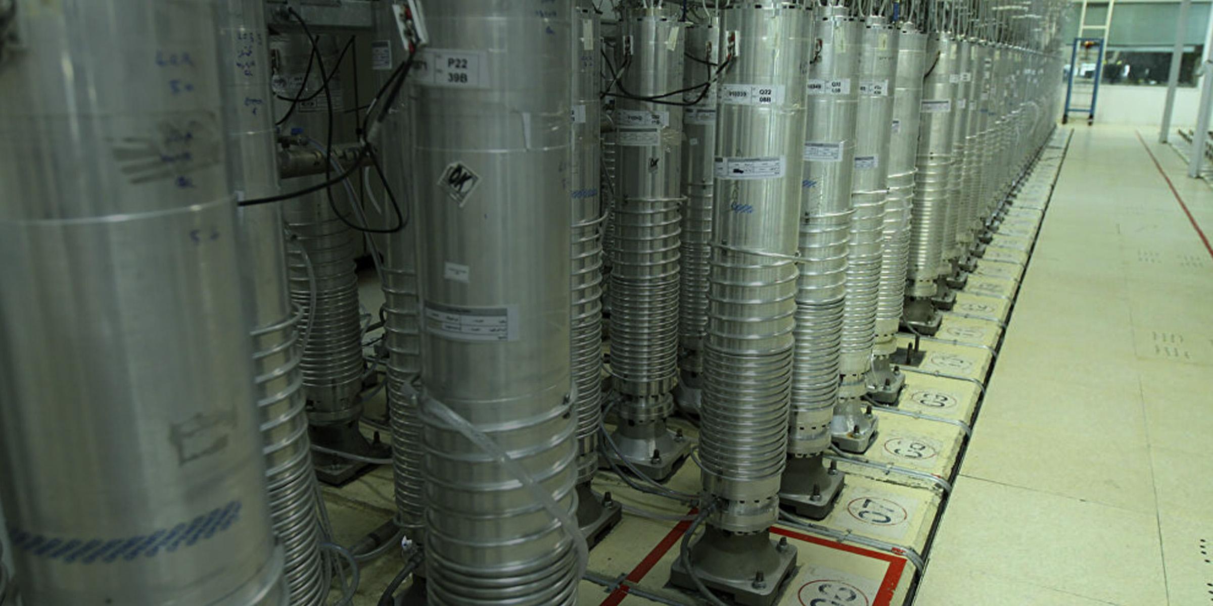 Иранская оппозиция: Иран начал разработку детонатора для ядерного оружия null