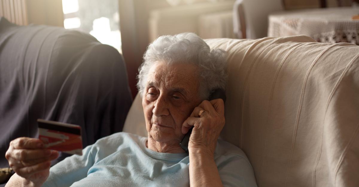 Телефон доверия. Мошенники научились звонить с номеров израильских кредитных компаний.