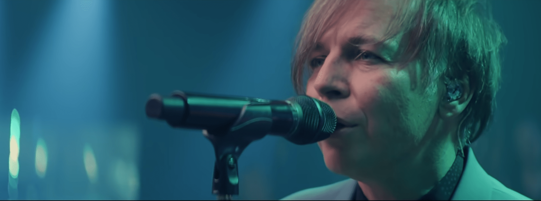 Группа «Мумий Тролль» выпустила обновленную версию «Дельфинов». null