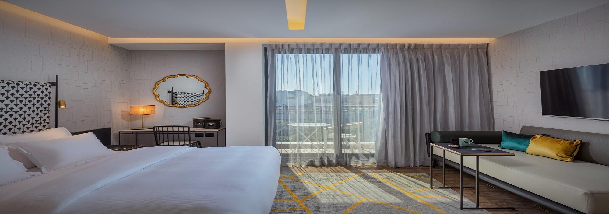 Подарки от Лучшего радио и Бутик-отеля Numa Jaffa null