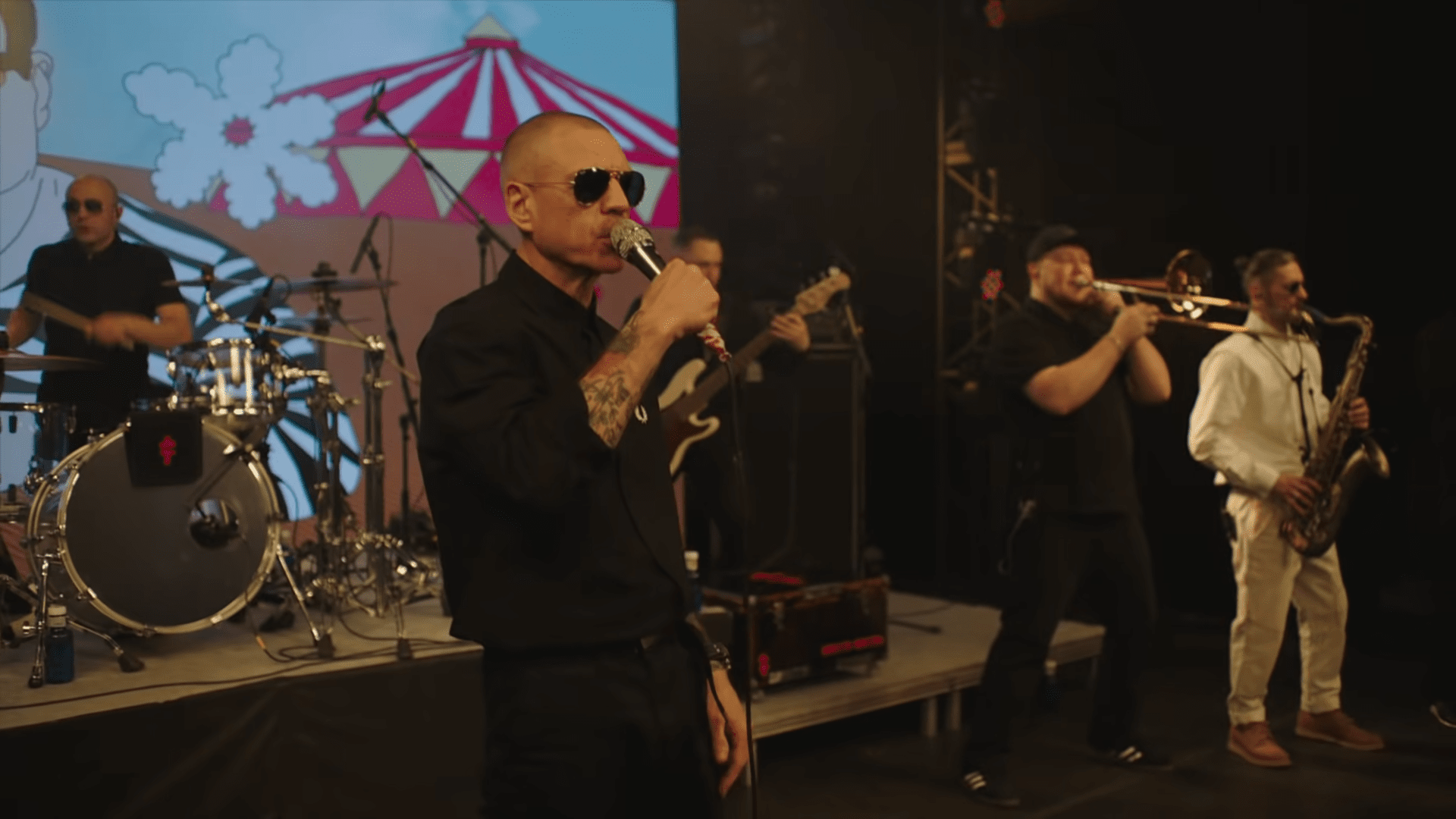 Группа «Ляпис 98» выпустила кавер на песню Федора Чистякова «Школа жизни» null