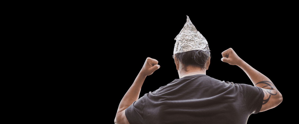 Известный русскоязычный антиваксер Амантонио оказался семейной парой из Израиля null