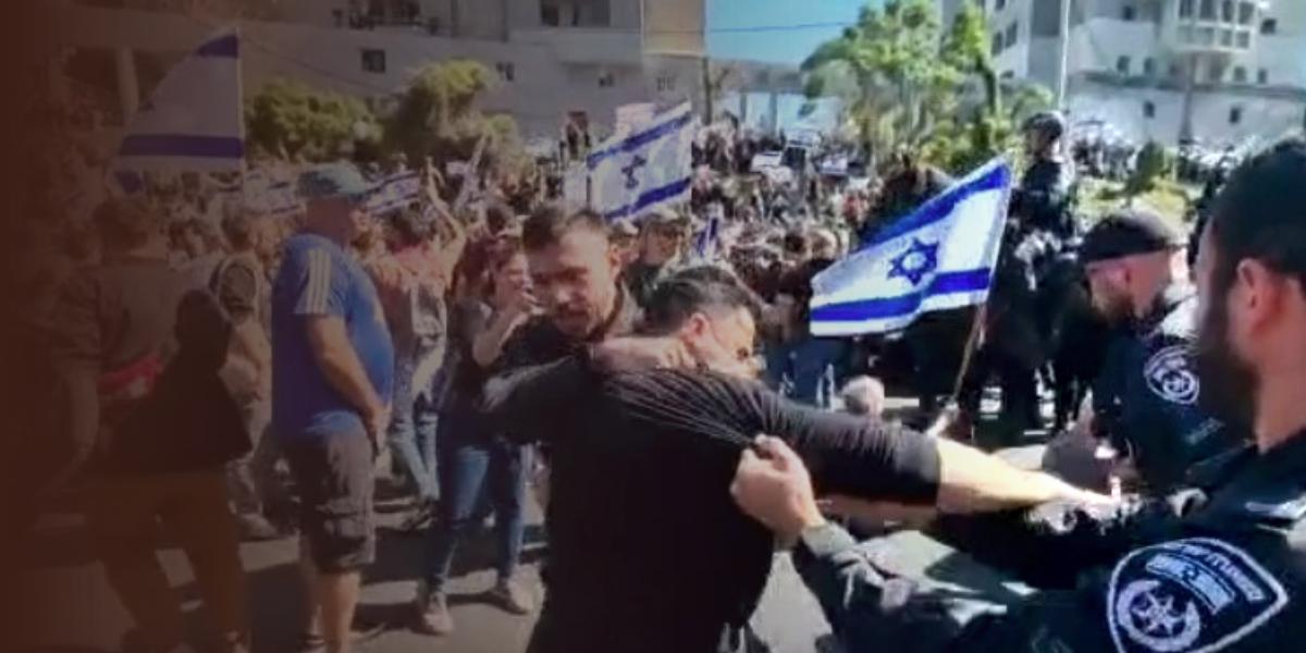 Противники судебной реформы устроили день перекрытия дорог в Израиле. Главное за день