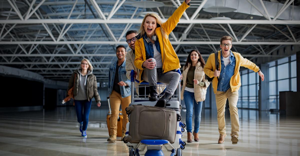 С сегодняшнего дня индивидуальные туристы могут приезжать в Израиль. И даже некоторые россияне. Что надо знать?