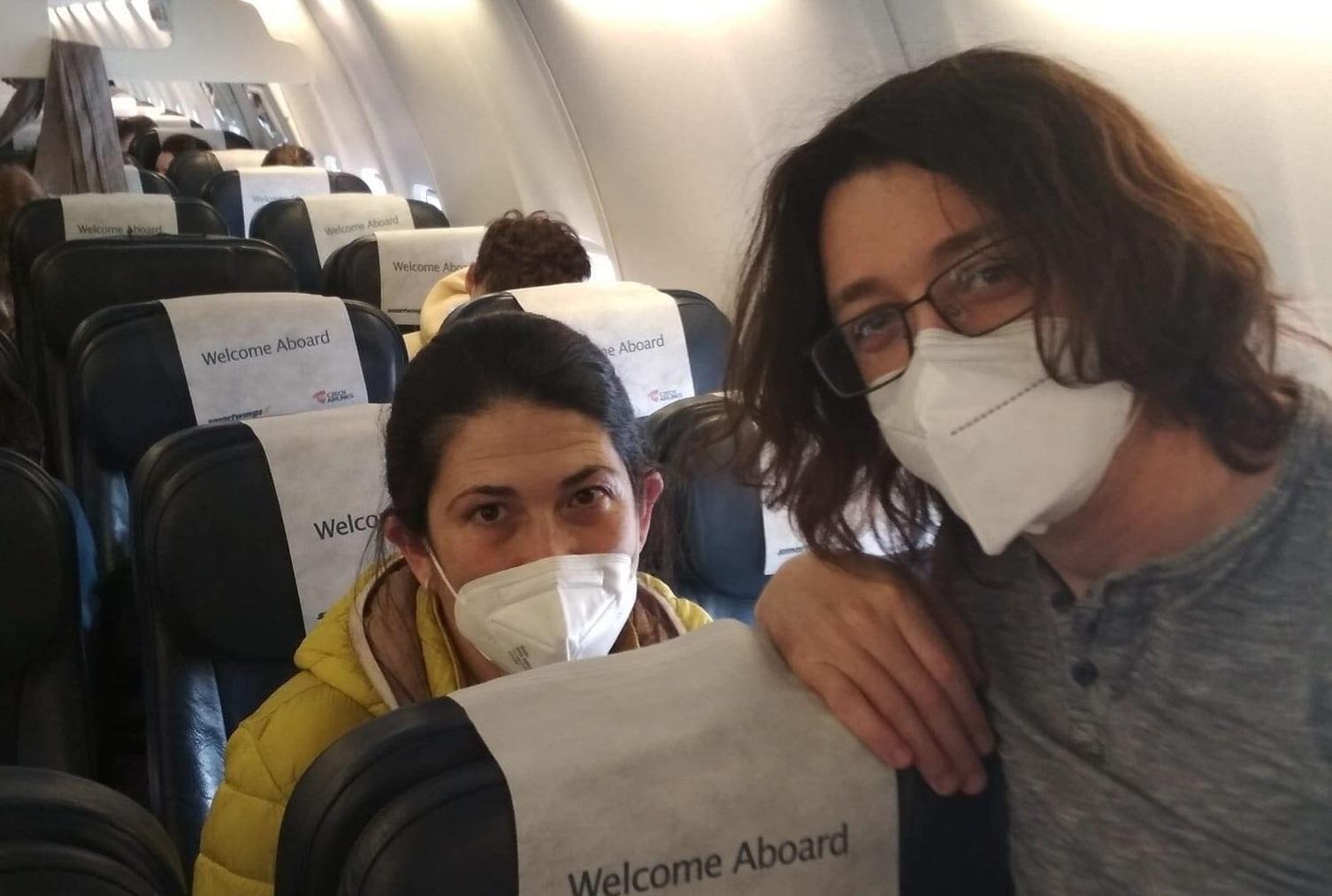 Израильтянин Евгений Неймер организовал вакцинацию израильских студентов-медиков, обучающихся в Чехии. Для этого ему пришлось взять кредит