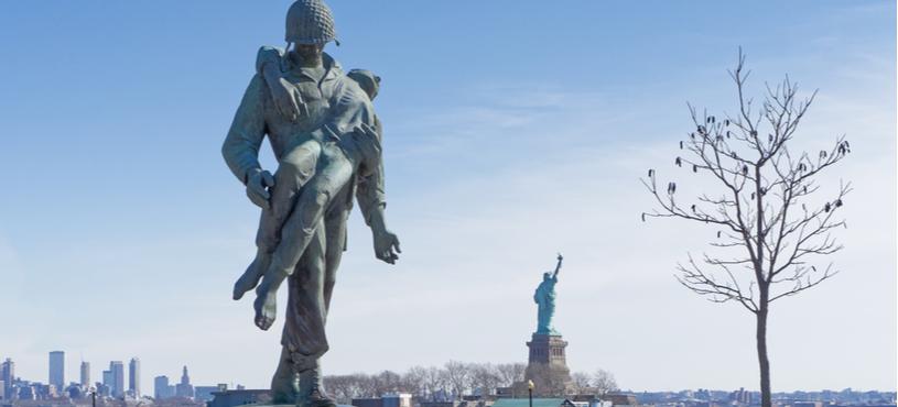 Каждый пятый житель Нью-Йорка в возрасте до 40 считает, что в Холокосте были виноваты евреи