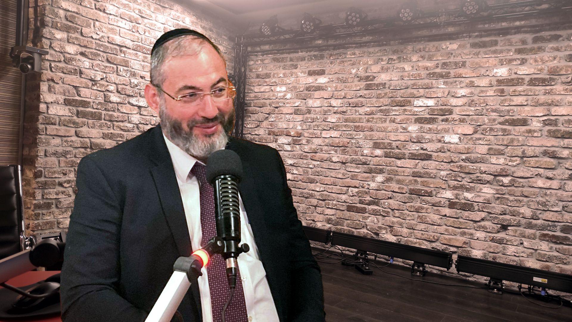 Раввин Александр Хаят /  Гвозди