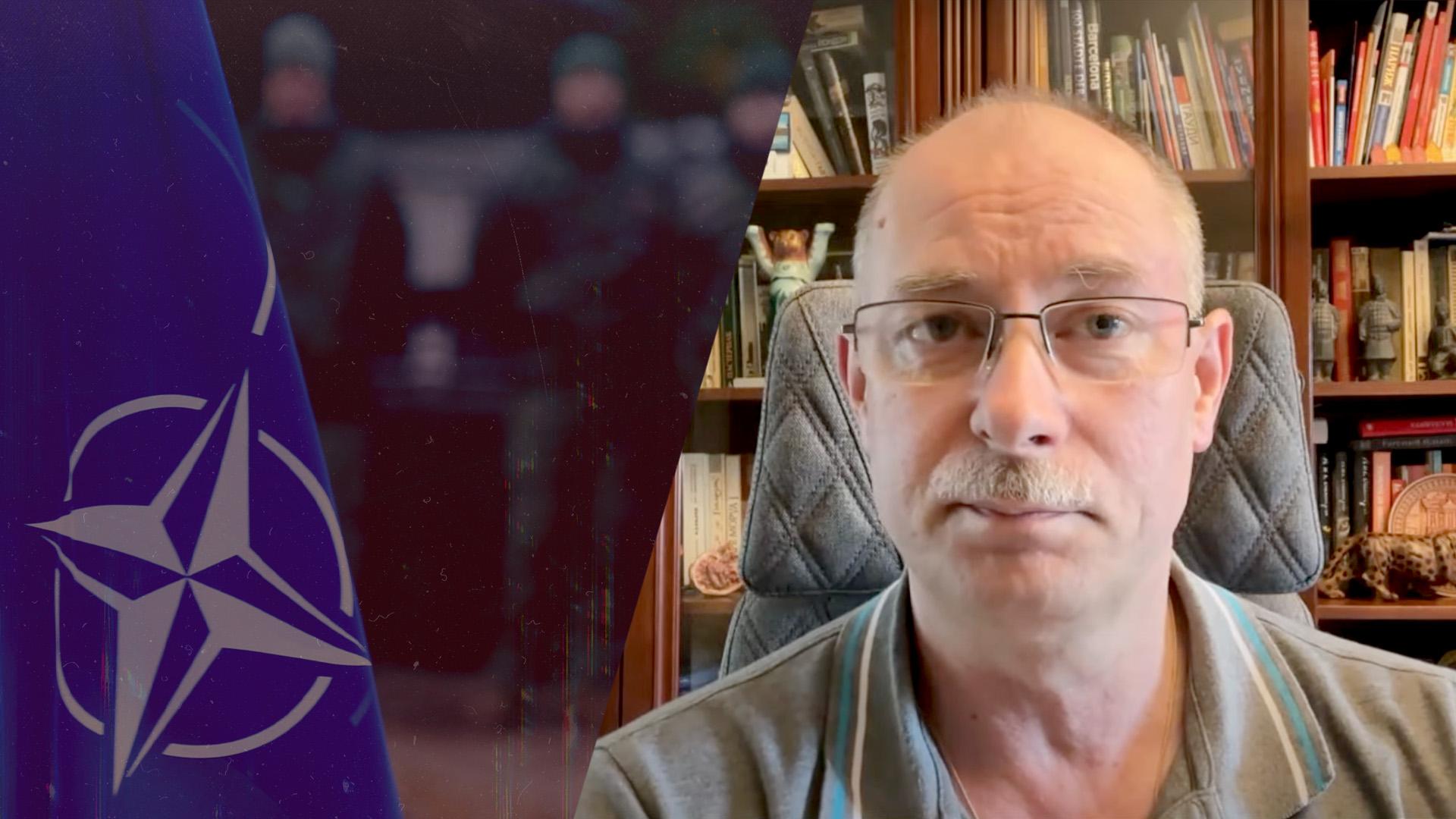 Олег Жданов: Путин мечтает объявить войну НАТО и сдаться